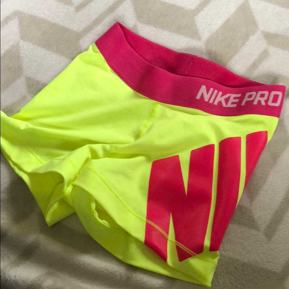Nike XS spandex *make an offer ☺️